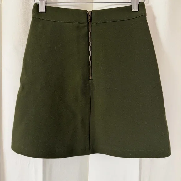 Vintage H&M Dark Green A-Line Skirt with Buttons - Picture 2 of 9